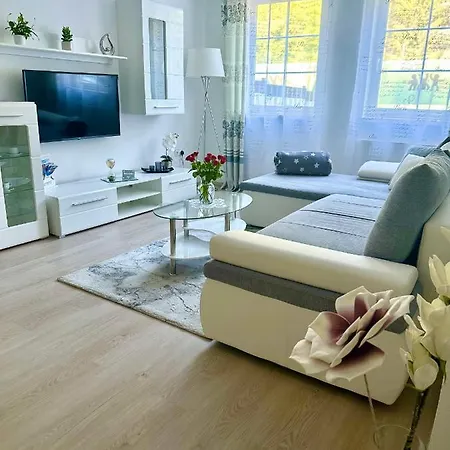 Jasmin * Verbandsgemeinde Traben-Trarbach