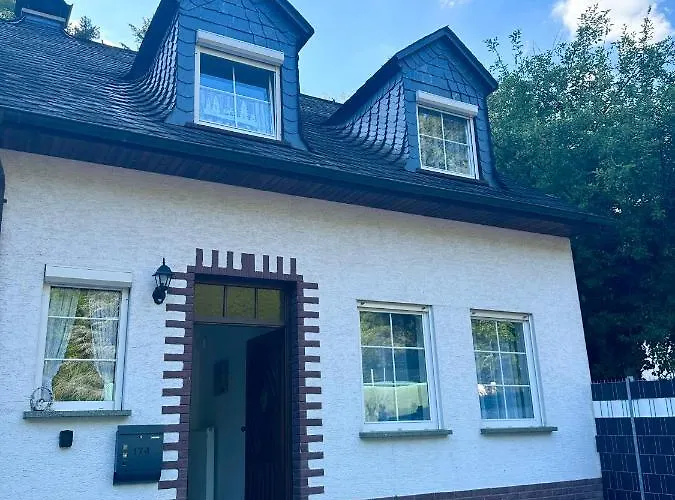 Jasmin * 特拉本特拉巴赫